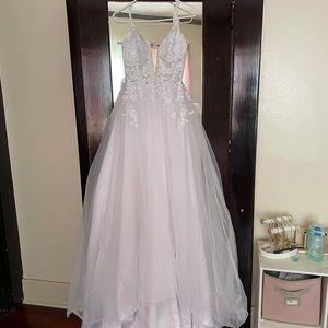 Wedding dress